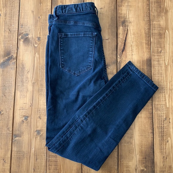 Banana Republic High Rise Skinny Jeans - Picture 3 of 5